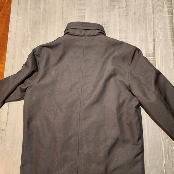 Tumi Heavy-Duty All-Weather Jacket - Picture 4 of 15